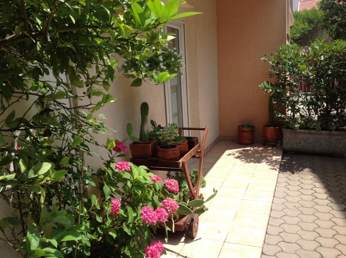 Apartman Mona Mostar Bagian luar foto